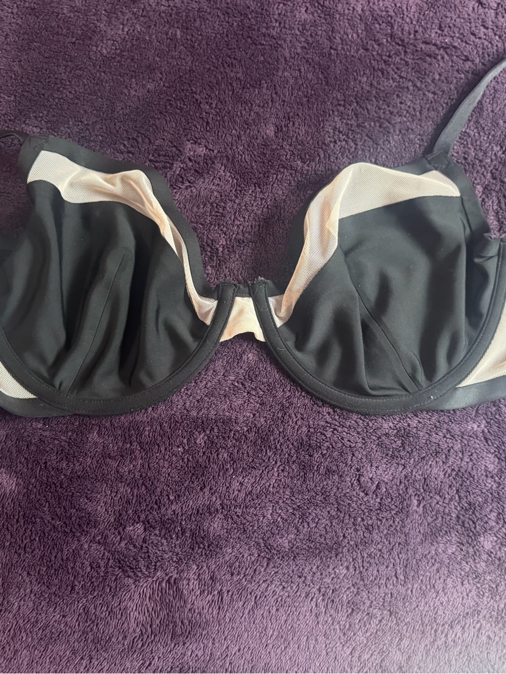 Victoria's Secret Black and Cream Balconette Underwire Bra One size fits S-M S